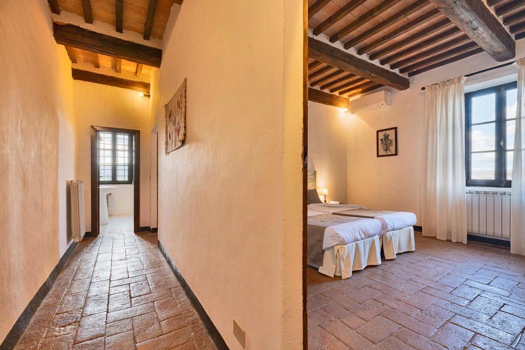 Agriturismo Tenuta Di Mensanello กอลเลวัลเดลซา ภายนอก รูปภาพ
